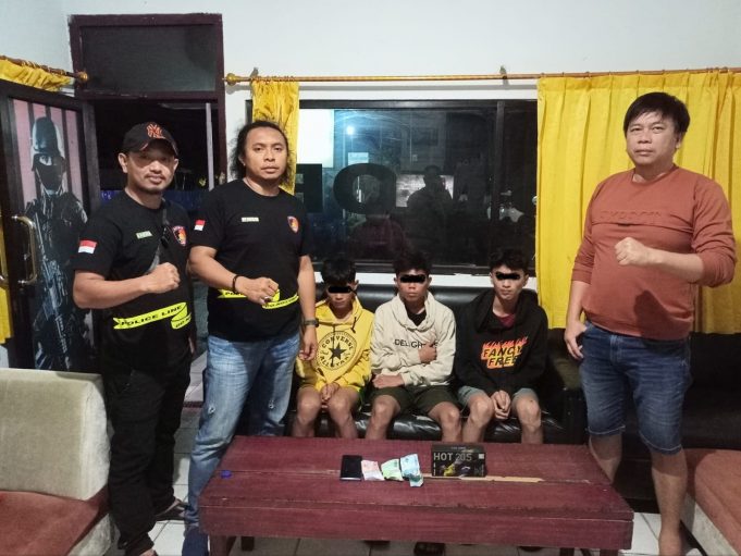 Tim Resmob Polres Kotamobagu Laksanakan Pengungkapan Dan Penangkapan Pelaku Pencurian Hand Phone