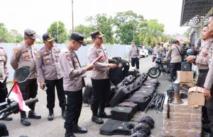 Kapolres Kotamobagu Lakukan Pengecekan Kesiapan Alpakam, Almatsus & Kendaraan Inventaris Dinas Polres Kotamobagu