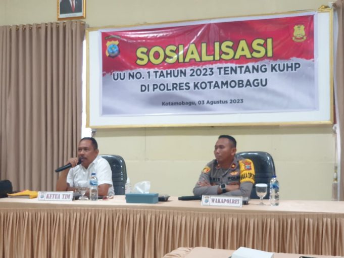 Polres Kotamobagu Ikuti Sosialisasi UU Nomor 1 Tentang KUHP yang di Selenggarakan Bidkum Polda Sulut