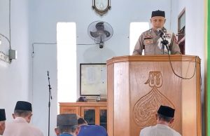 Dai Polri Sat Binmas Polres Kotamobagu Membawa Pesan Damai dalam Jumat Keliling di Masjid An-Namira