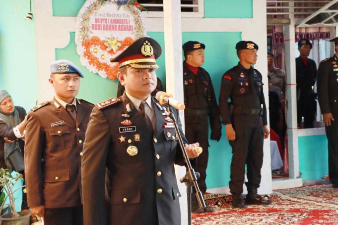 Kapolres Kotamobagu Memimpin Upacara Persemayaman Terakhir untuk Brigadir Polisi Anumerta Rudi Agung Ashari