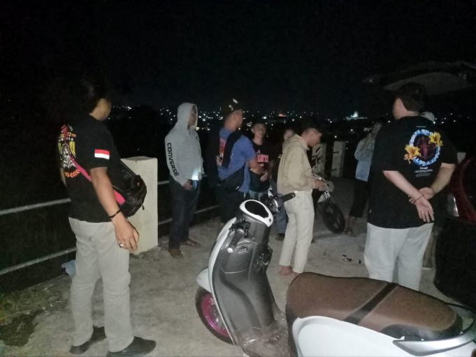 Tim Resmob Bubarkan Kerumunan di Puncak Ilongkow Antisipasi Kenakalan Remaja & Jaga Generasi