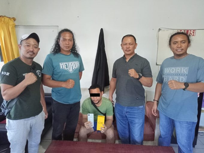 Tim Resmob Berhasil Menangkap Pelaku Pencurian HP di SMK N 2 Kotamobagu