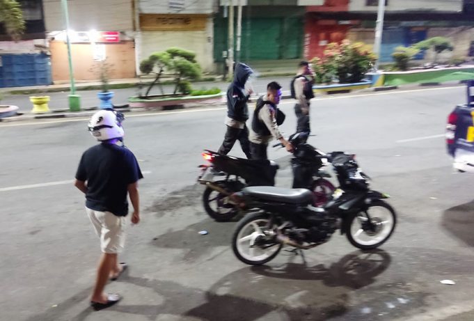 Gunakan Knalpot Bising, 2 Unit Sepeda Motor Diamankan Tim Presisi Polres Kotamobagu Saat Patroli