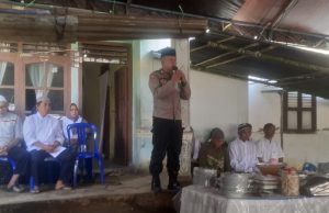 Dai Polri Aipda Herdi Mamonto Pimpin Ceramah & Tausiyah 7 Hari di Desa Pangian Barat