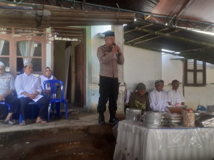 Dai Polri Aipda Herdi Mamonto Pimpin Ceramah & Tausiyah 7 Hari di Desa Pangian Barat