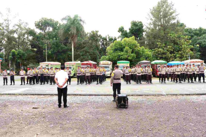 Sebanyak 236 Personil PAM TPS Polres Kotamobagu Jemput Hingga Kawal Ketat Logistik Pemilu