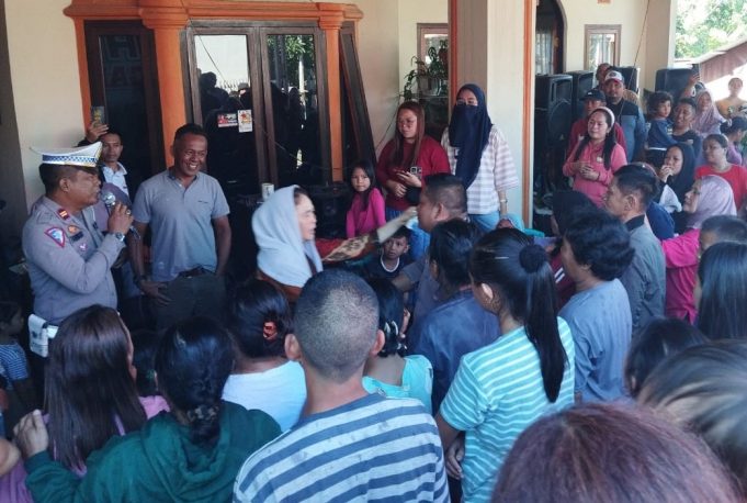 Personil Polres Kotamobagu Himbau Pendukung Calon agar Tidak Melakukan Euforia di Desa Moyag Todulan