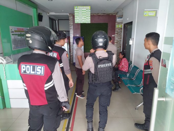 Tim Patroli Presisi Polres Kotamobagu Merespons Cepat Aduan Masyarakat Terkait Keributan di RS Kasih Fatimah