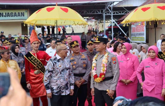 Kunker Kapolda Sulut Beserta Ketua Bhayangkari Daerah di Polres Kotamobagu: Memperkokoh Sinergi dan Komitmen Kepolisian