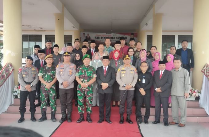 Kabag SDM Mewakili Kapolres Kotamobagu Hadiri Upacara Hardiknas yang Diselenggarakan oleh Kabupaten Bolmong