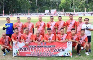 Walikota Cup 2024. Selain Membuka Secara Resmi, Forkopimda Kotamobagu Ikut Memeriahkan Lewat Laga Perdana