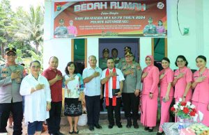 Polres Kotamobagu Laksanakan Bedah Rumah dalam Rangka Hari Bhayangkara ke-78 Tahun 2024