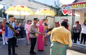 Gelar Welcome and Farewell Parade: Sambut AKBP Irwanto dan Lepas AKBP Dasveri dengan Penuh Penghormatan