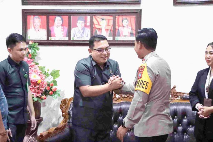 Perkokoh Sinergitas di Awal Kepemimpinannya, Kapolres Kotamobagu AKBP Irwanto SIK MH Jalin Silaturahmi dengan Ketua Pengadilan Negeri