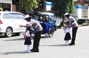 Generasi Cerdas Berlalu Lintas: Satlantas Polres Kotamobagu Edukasi Keselamatan Jalan Kepada Anak-anak TK