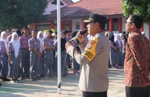 Beri Edukasi Hingga Sosialisasi Rekrutmen Polri, Kapolres Kotamobagu Sambangi SMA Negeri 2 Kotamobagu