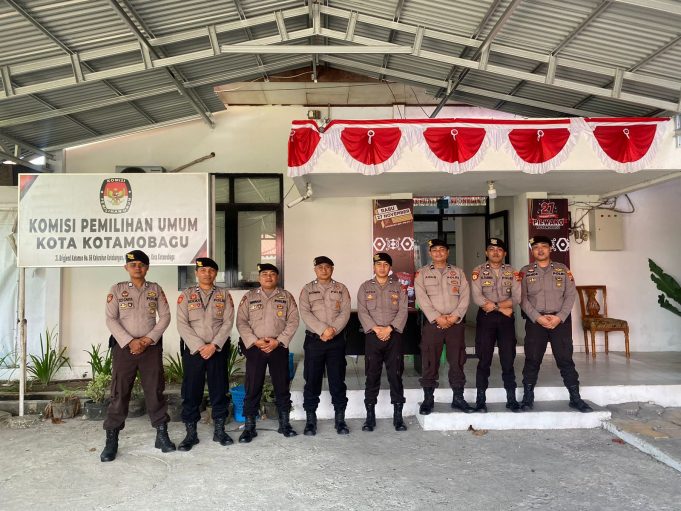 Tim Presisi Sat Samapta Polres Kotamobagu Laksanakan Patroli di Kantor KPU dan Bawaslu