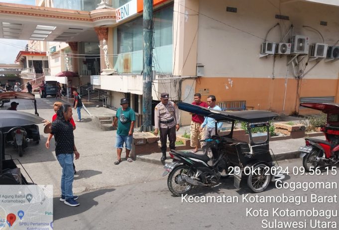 Polsek Kotamobagu Tertibkan Parkir Liar & Berikan Edukasi Kelayakan Kendaraan