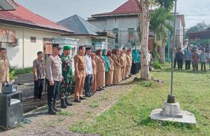 Tingkatkan Sinergitas : Kapolsek Kotamobagu Utara Hadiri Apel Rutin Kerja Se-Kecamatan Kotamobagu Utara