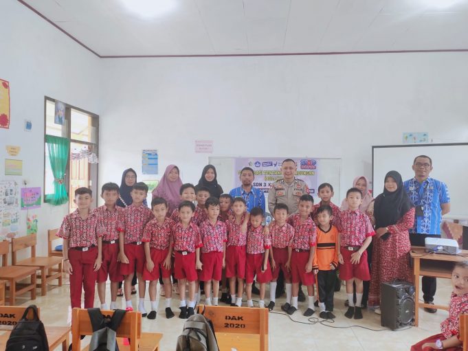 Cegah Bullying Sejak Dini, Satbinmas Polres Kotamobagu Beri Sosialisasi dan Edukasi Kepada Pelajar