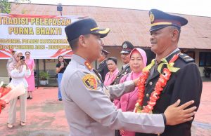 Gelar Acara Syukuran dan Pelepasan Purna Bhakti, Kapolres Kotamobagu Titip Pesan Ini Kepada 7 Purnawirawan