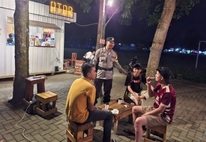 Patroli Malam Polsubsektor Kota Selatan Himbau Masyarakat Hindari Pesta Miras