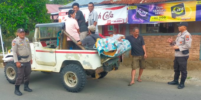 Peduli Terhadap Masyarakat, Polsek Passi Laksanakan KRYD di Wilayahnya Guna Beri Pesan Kamtibmas