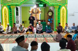 Da’i Polri Polres Kotamobagu Isi Tausiyah Isra Mi’raj Nabi Muhammad SAW di Desa Moyag