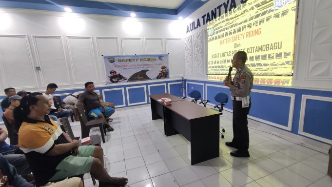 Edukasi dan Himbauan Safety Riding, Puluhan Bentor Berbondong-Bondong Datangi Kantor Sat Lantas