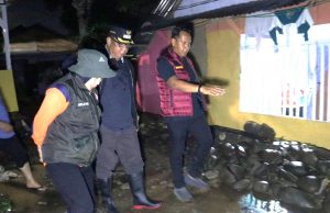 Bentuk Sinergitas, Kapolres Kotamobagu dan Pj. Walikota Tinjau Lokasi Banjir dan Lakukan Pencarian Korban Hanyut