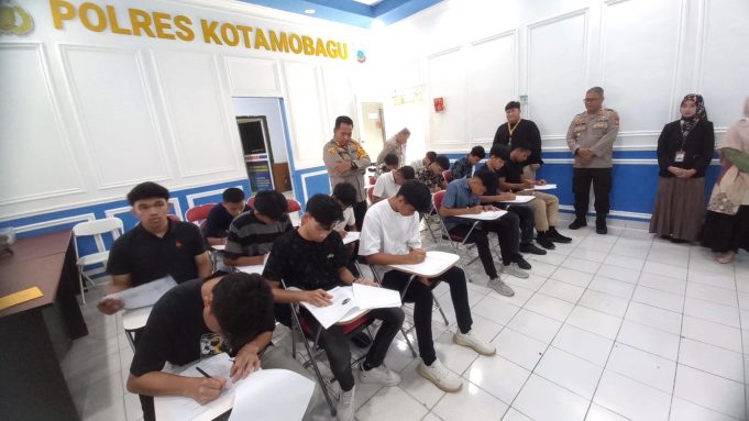 Kapolres Kotamobagu Launching Binlat Gratis Masuk Polri Untuk Anak Kurang Mampu dan Yatim Piatu