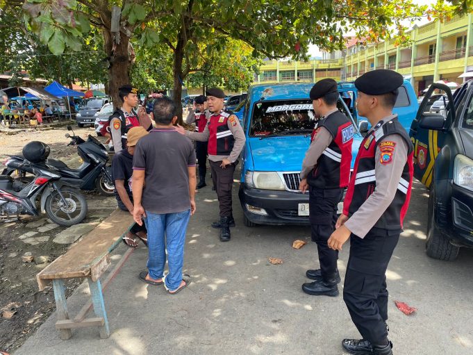 Tim Patroli Presisi Polres Kotamobagu Sambangi Terminal Serasi Guna Beri Edukasi Kamtibmas di Wilayahnya