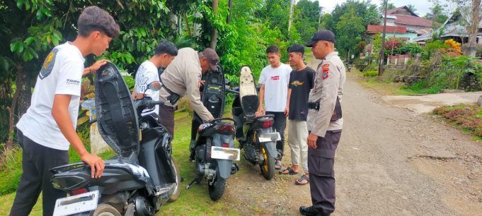 Bentuk Perhatian Polri Terhadap Masyarakat, Polsek Passi Laksanakan KRYD Guna Beri Pesan Kamtibmas