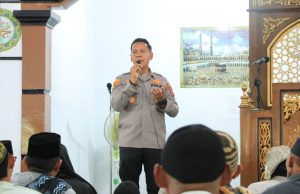 Kapolres Kotamobagu Silaturahmi dan Sholat Jumat di Desa Passi I, Sampaikan Imbauan Penting untuk Masyarakat