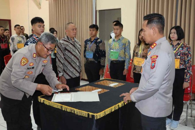 Polres Kotamobagu Gelar Penandatanganan Pakta Integritas dan Pengambilan Sumpah Penerimaan Polri