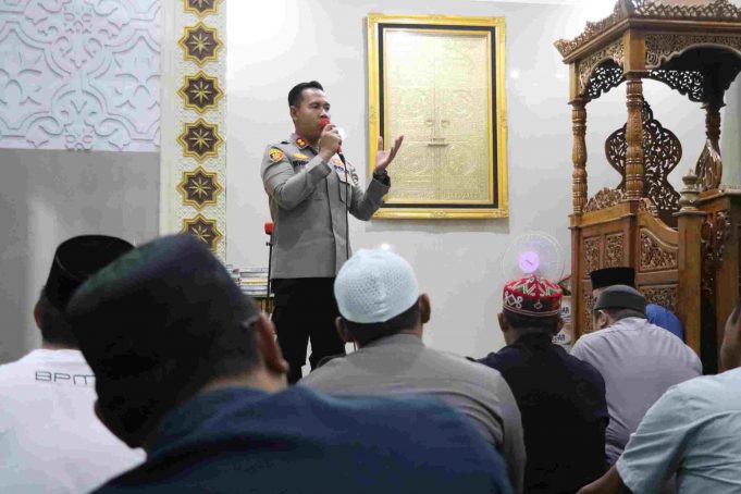 Tarawih Keliling Kapolres Kotamobagu dan Berikan Himbauan Kamtibmas, Singgung Terkait “3 Jaga” Ini Penjelasannya