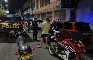 Kerap Mengganggu Kenyamanan Warga, Tim Presisi Tindak Kendaraan Berknalpot Brong di Depan Toko Abdi
