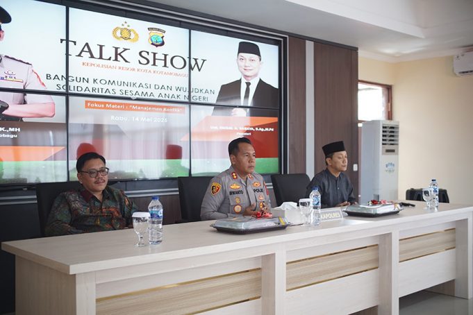 Kapolres Kotamobagu Buka Talkshow Manajemen Konflik, Tekankan Pentingnya Komunikasi Koordinasi dan Kolaborasi