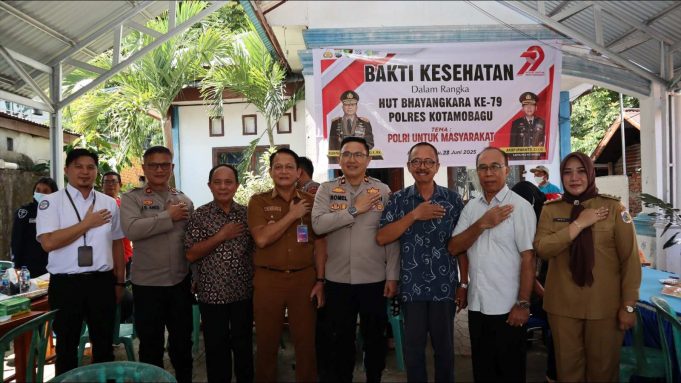 Polri Untuk Masyarakat, Polres Kotamobagu Gelar Bakti Kesehatan dalam Rangka Hari Bhayangkara Ke-79