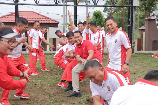 Kapolres tarik tambak