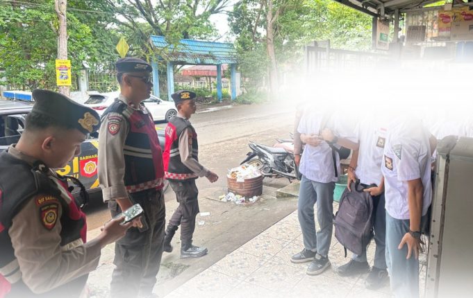 Patroli Pantera Polres Kotamobagu Cegah Pelajar Berkeliaran Diluar Saat Jam Belajar