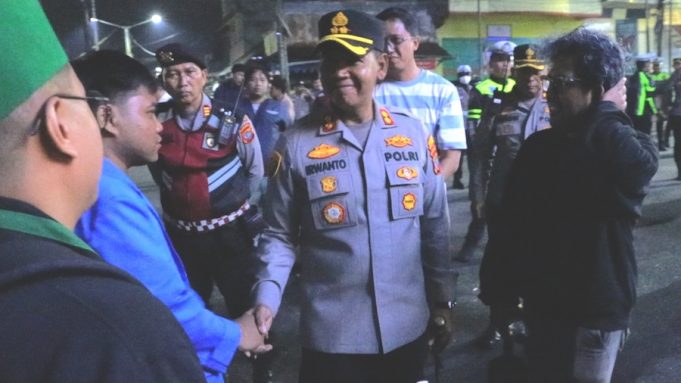 Kapolres Kotamobagu Hadir di Tengah Mahasiswa, Pastikan Aksi Konsolidasi Akbar Berjalan Aman