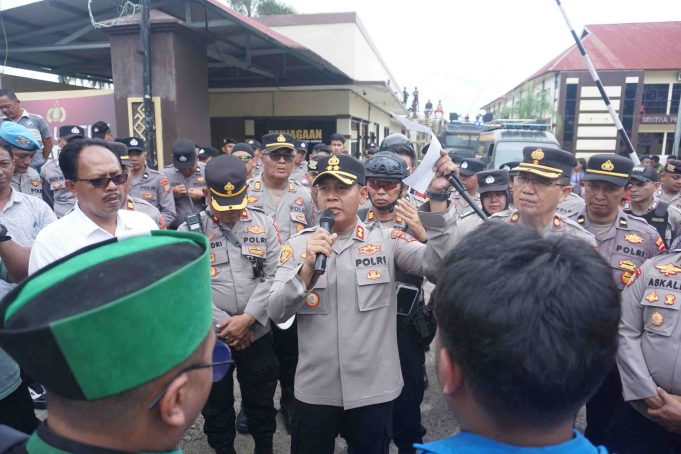 “Vox Populi, Vox Dei” Kapolres Kotamobagu: Suara Rakyat Adalah Suara Tuhan, Sampaikan dengan Bermartabat