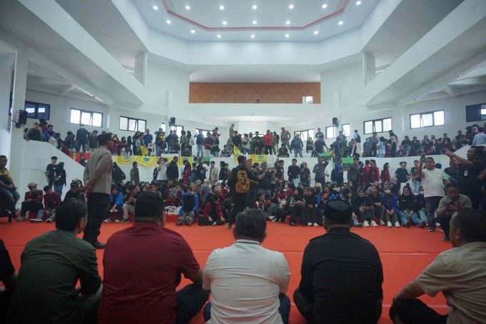 Aksi Damai di Kotamobagu Berlangsung Elegan dan Tertib, Kapolres Kotamobagu Sampaikan Apresiasinya kepada Aliansi Mahasiswa