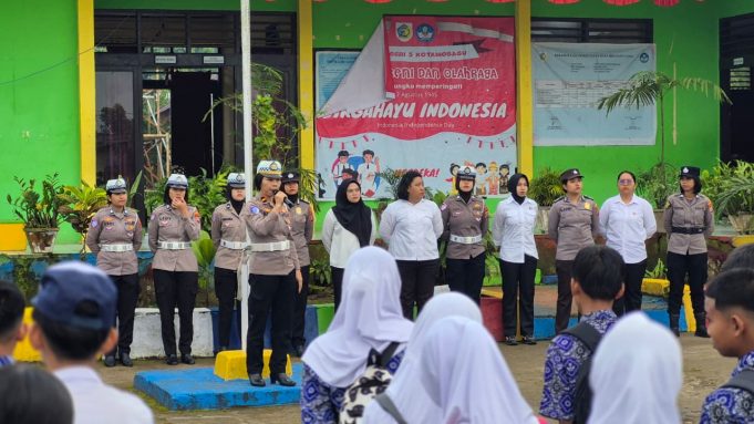 Polwan Ajak Siswa SMPN 5 Kotobangon Berani Bicara, Cegah Kekerasan Lewat Kampanye Rise and Speak