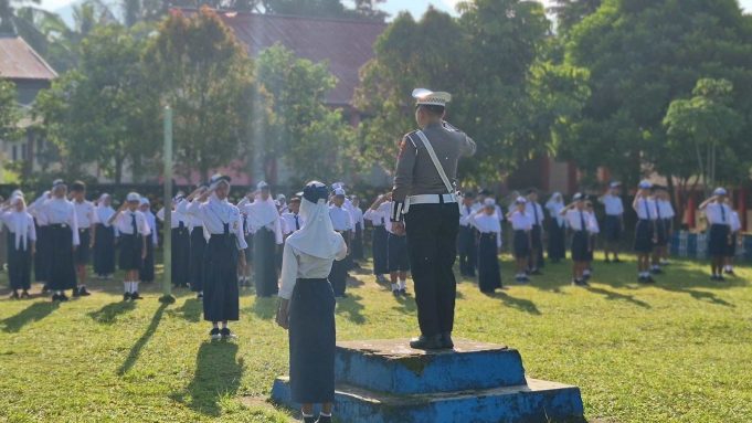 Police Goes to School: Polres Kotamobagu Tanamkan Disiplin, Adab, dan Keselamatan Berlalu Lintas Sejak Dini