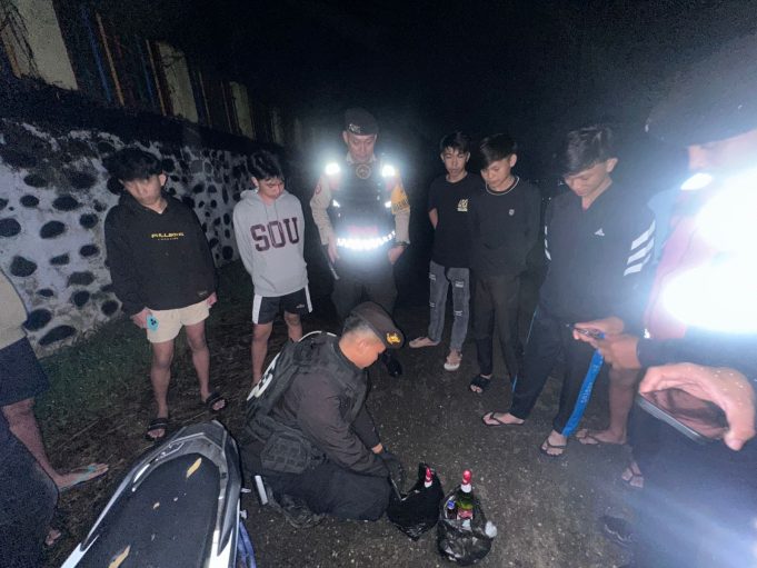 Tim Patroli Pantera Amankan Miras dan Obat Terlarang Saat Patroli di Puncak Ilongkow