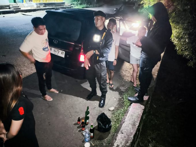 Tim Patroli Pantera Samapta Polres Kotamobagu Amankan Miras Saat KRYD di Sejumlah Lokasi