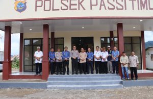 Hadirkan Pelayanan Lebih Dekat, Wakapolres Kotamobagu dan Bupati Bolmong Tinjau Pembangunan Polsek Passi Timur